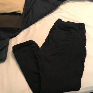 Black skinny pants