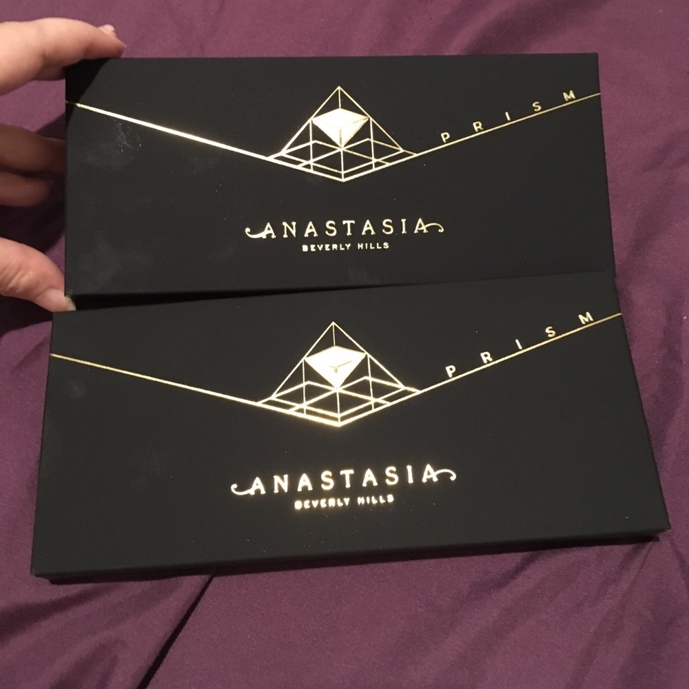 Brand new ABH Prism for Liz