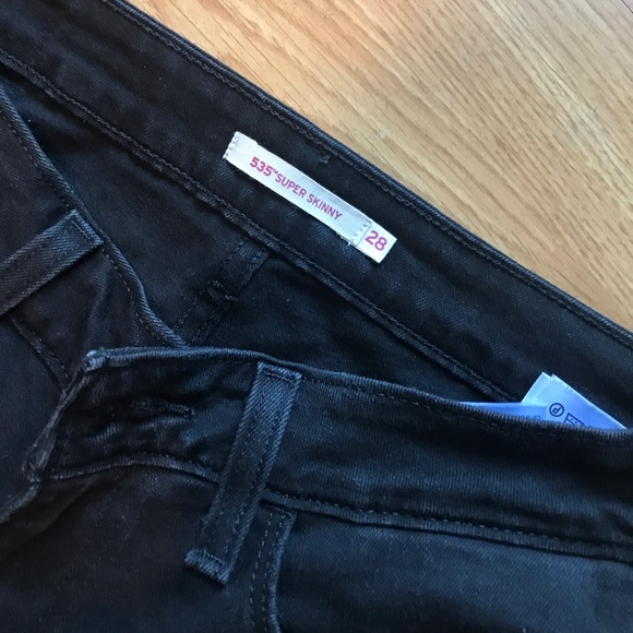 Levi’s super skinny jeans stretchy black - Picture 3 of 3