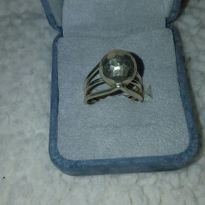 SIZE 8 SILVER BALL RING