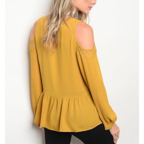 | LACE x COLD SHOULDER TOP | - Picture 2 of 5