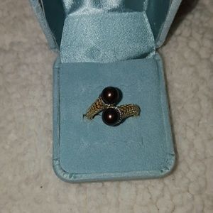 HONORA PEARL RING SIZE 8 GEN SILVER GOLD COLORED