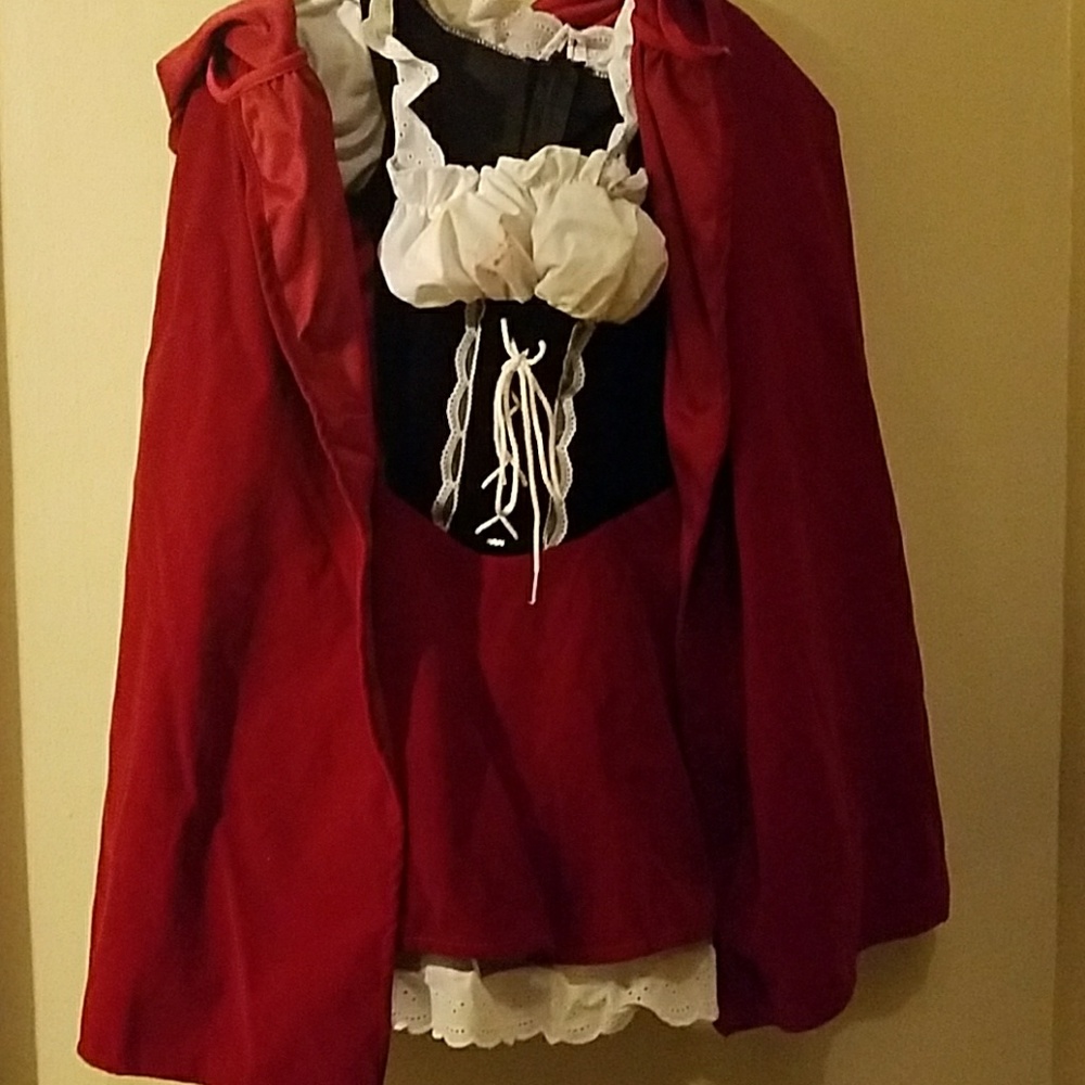 Costume