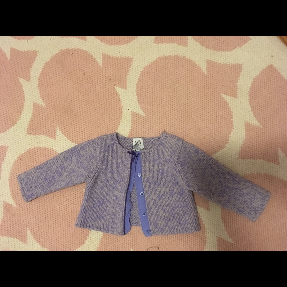 Gap 18-24 months thick lavender sweater