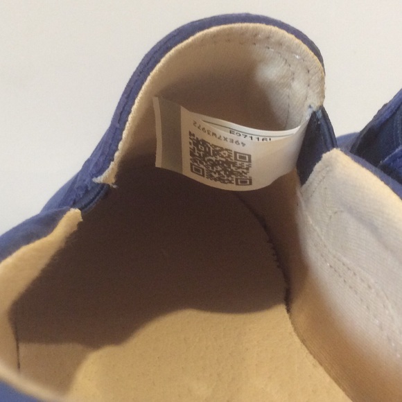 UGG Slip-On Sneaker - Picture 4 of 5