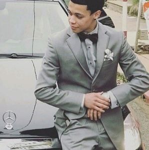 Meet your Posher, Santos