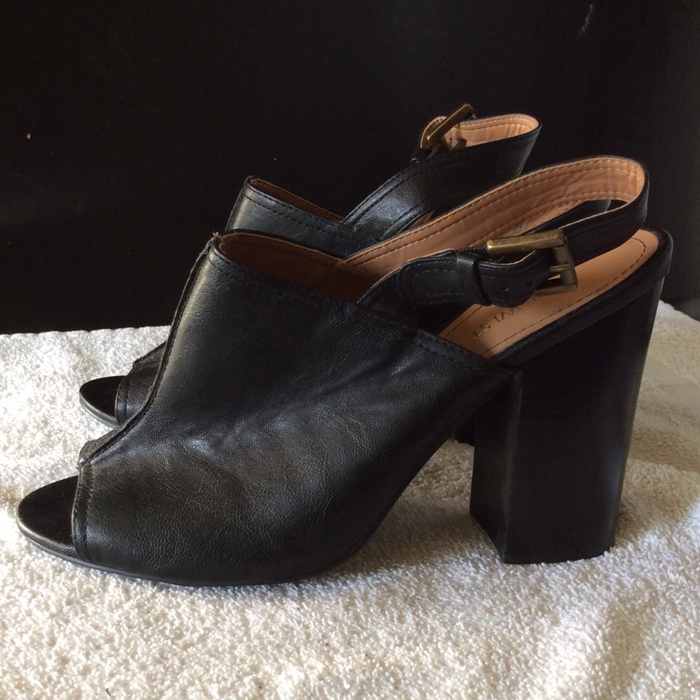 Nine West black heels