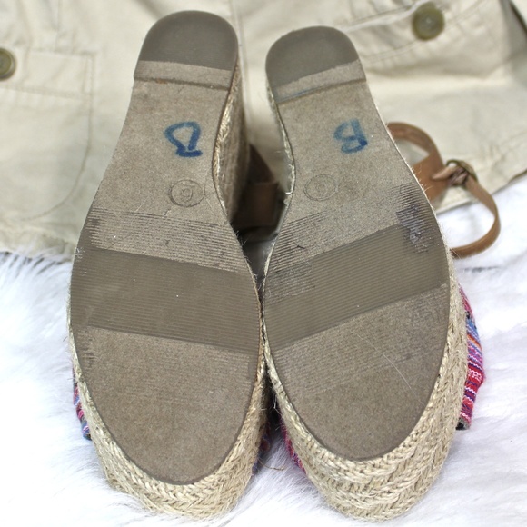 NEAR NEW Colorful Jute Platforms - Picture 8 of 8