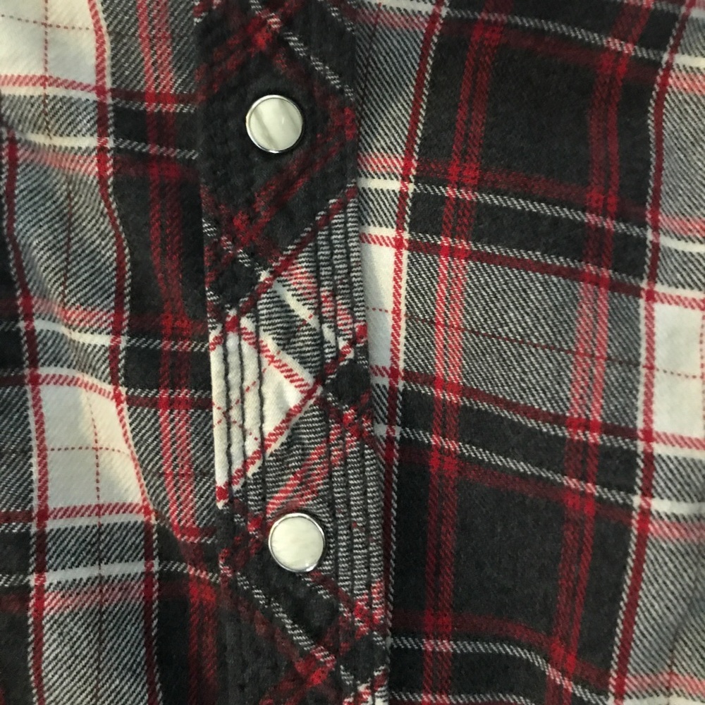 Shirt - Picture 3 of 3