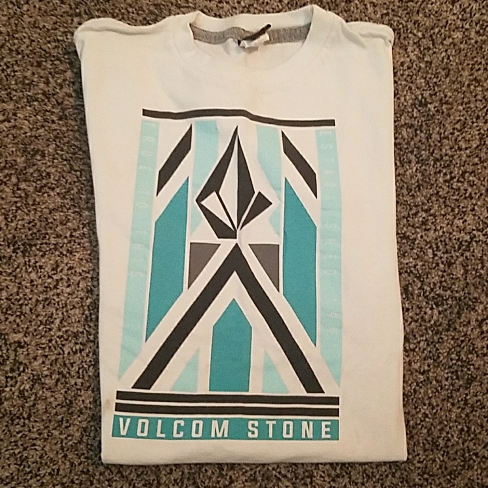 Volcom shirt