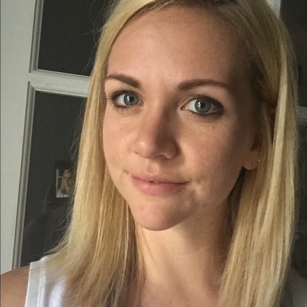 Meet your Posher, Christine