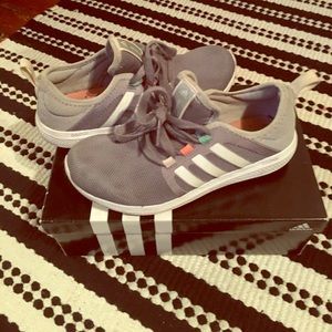 Fresh bounce adidas