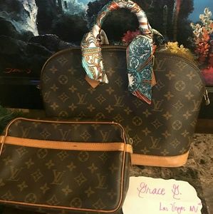 SOLD-Bundle rush sale! AUTH LV alma&Cosmetic Pouch