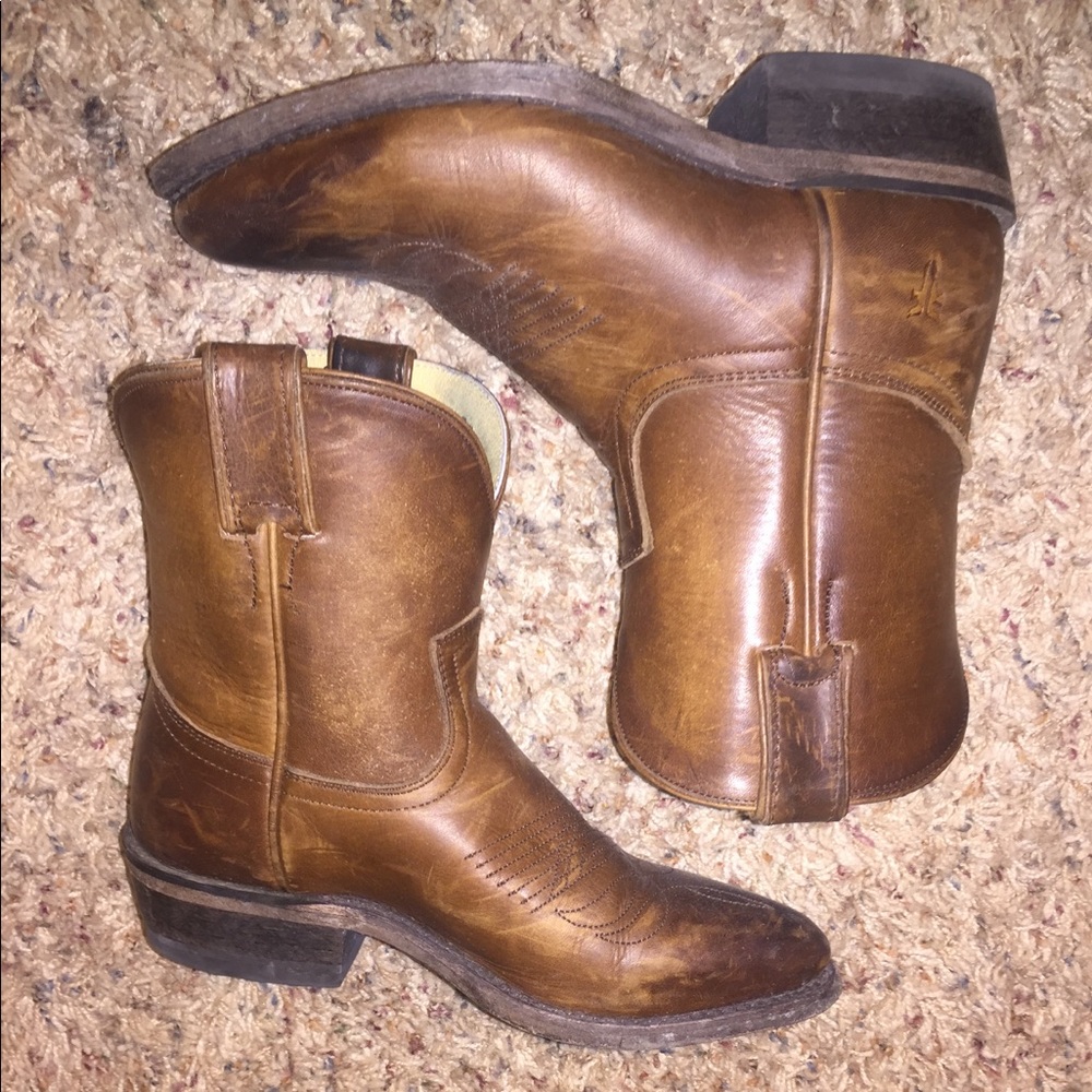 Frye Billy Short