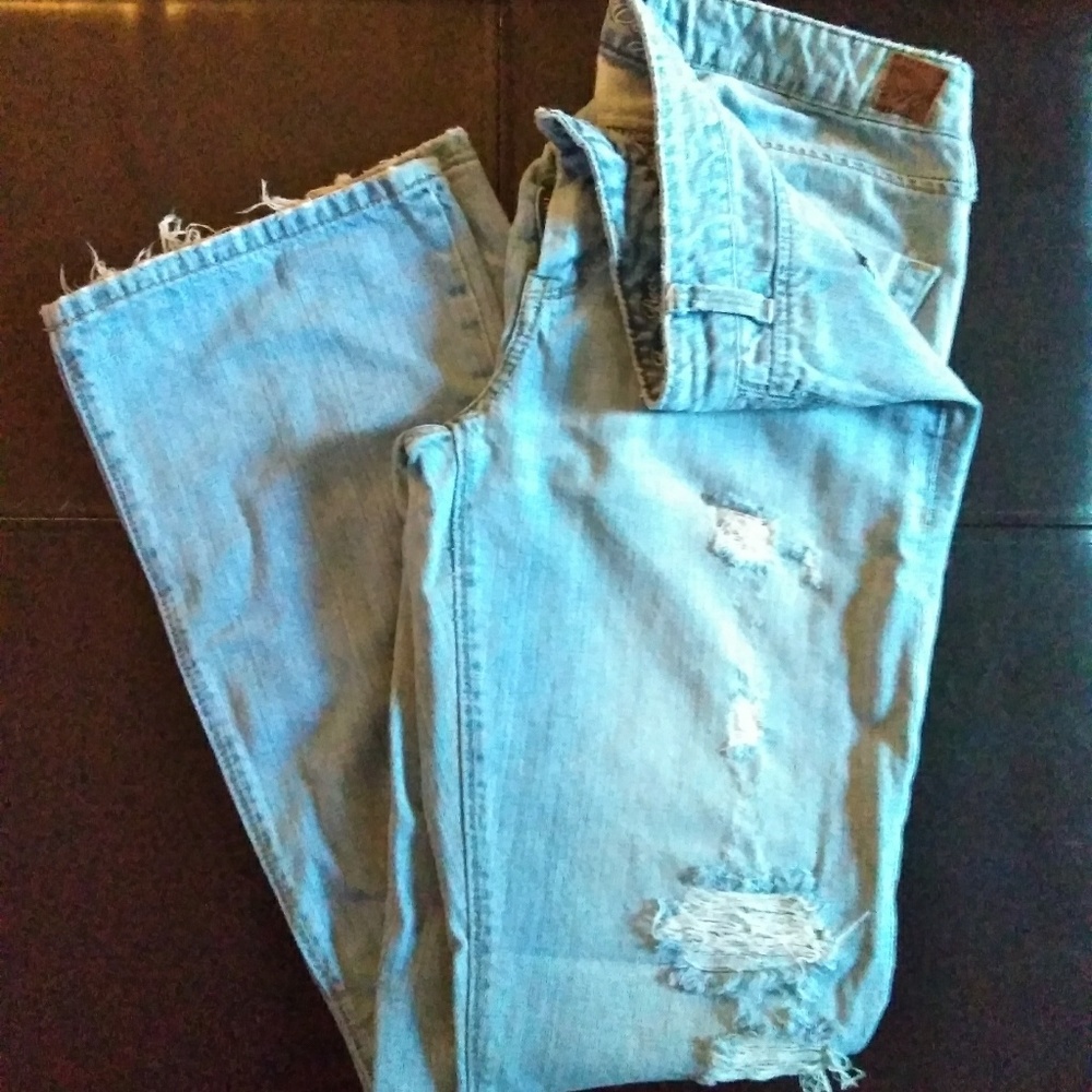 A&E jeans booty flattering!