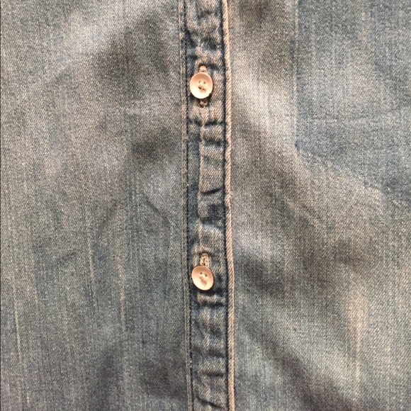 gap denim shirt - Picture 5 of 6