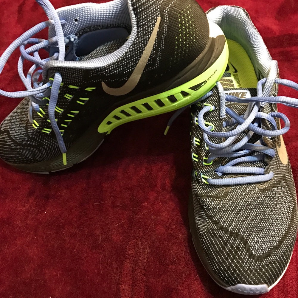 Nike Zoom Structure 18