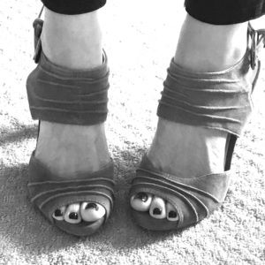 Seychelles taupe suede heels