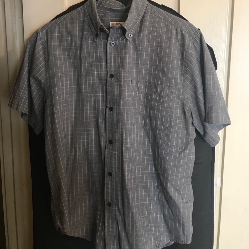 Gray square pattern casual shirt