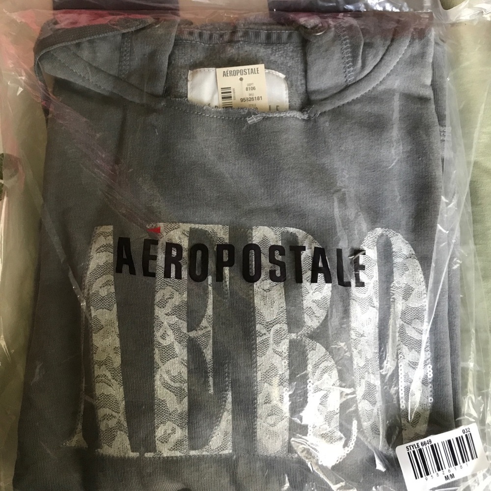Gray Aeropostale hoodie nwt