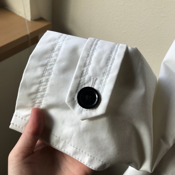 White mens trendy trench coat - Picture 7 of 8