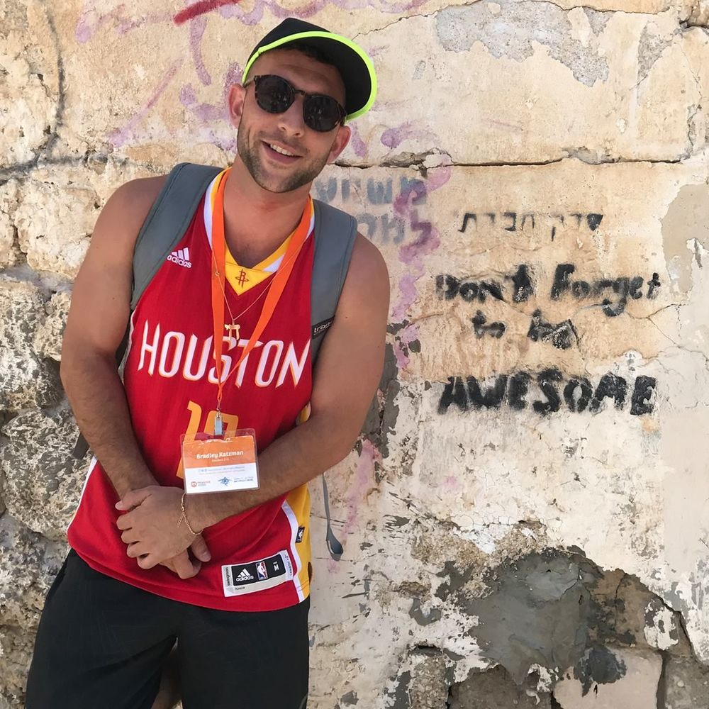 Meet your Posher, Bradley