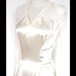 1940’s Vintage Wedding Dress