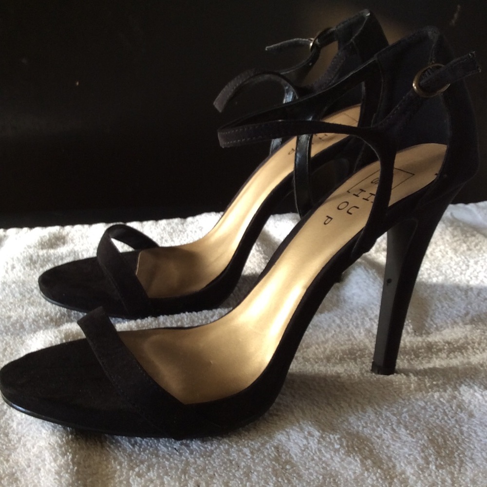 Black suede heels