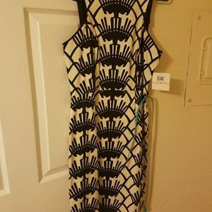 Donna Morgan sleeveless