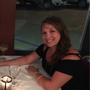 Meet your Posher, Gennie