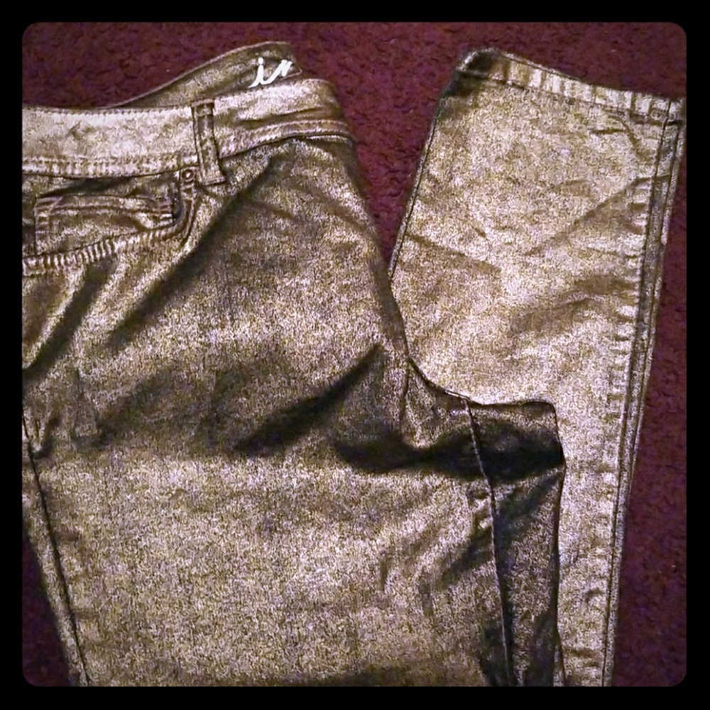Skinny leg pants