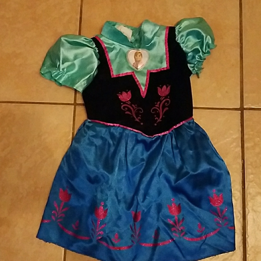 Ana costume dress