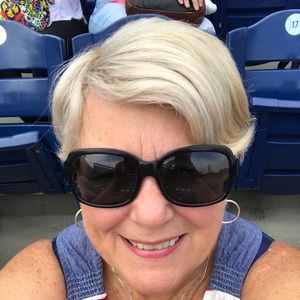 Meet your Posher, Kathy