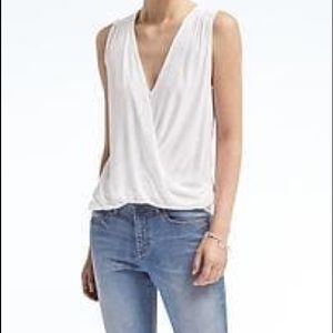 🍌🍌 Banana Republic Draped Effect Top 🍌🍌