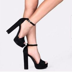 Chinese Laundry 'Avenue' Platforms