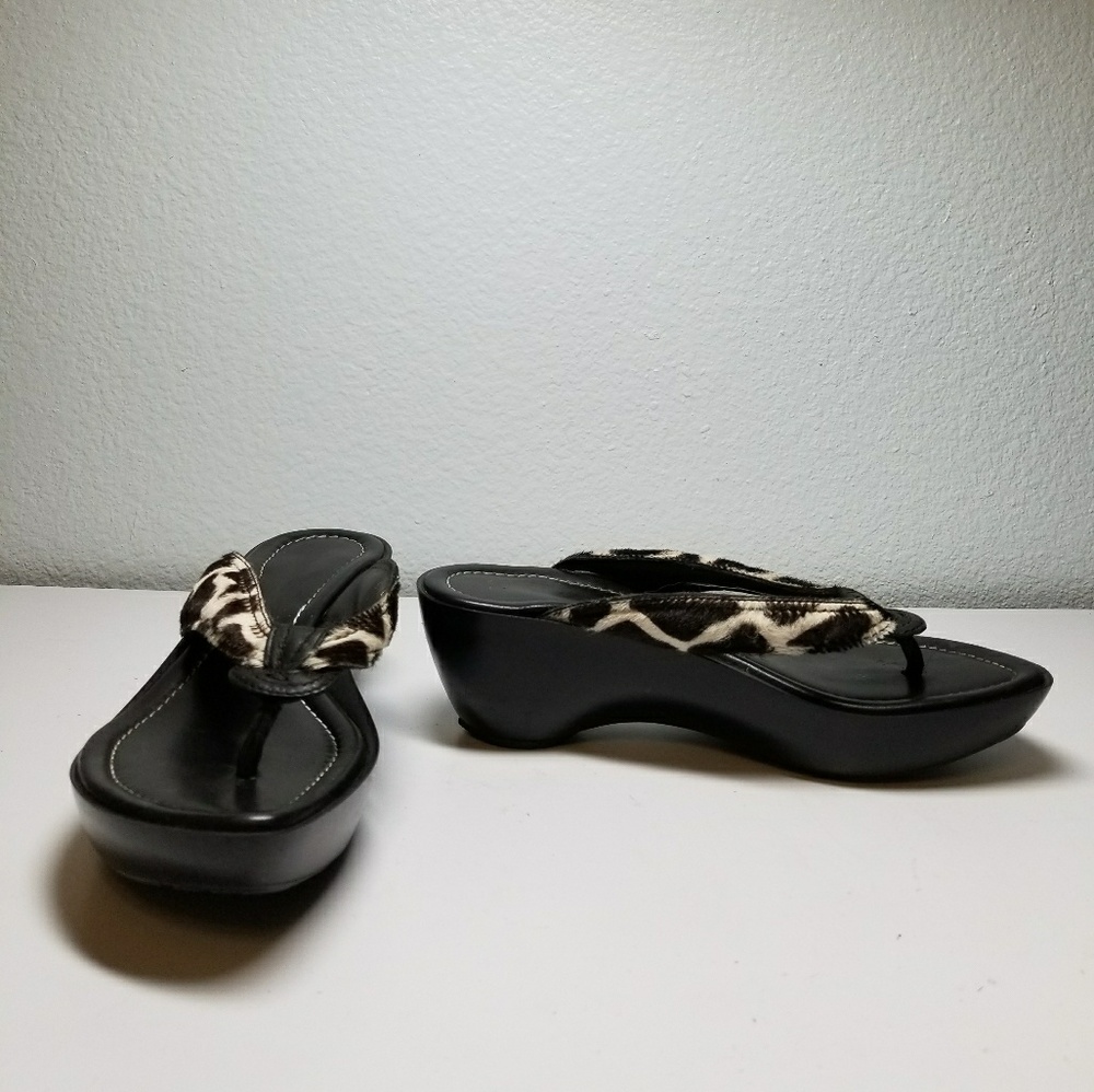 DONALD PLINER cowprint hair calf sandals