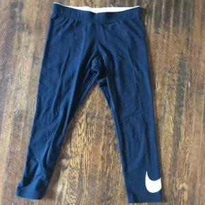Nike Yoga Capri Length Pants. Black with white