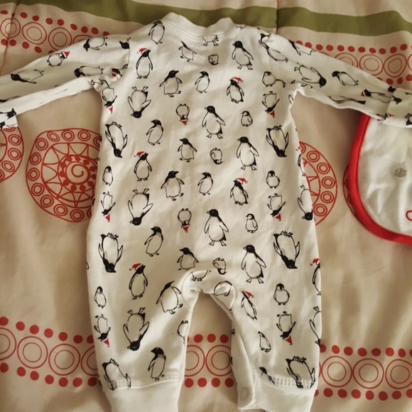 Newborn first xmas - Picture 5 of 6