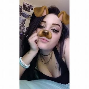 Meet your Posher, Kayla