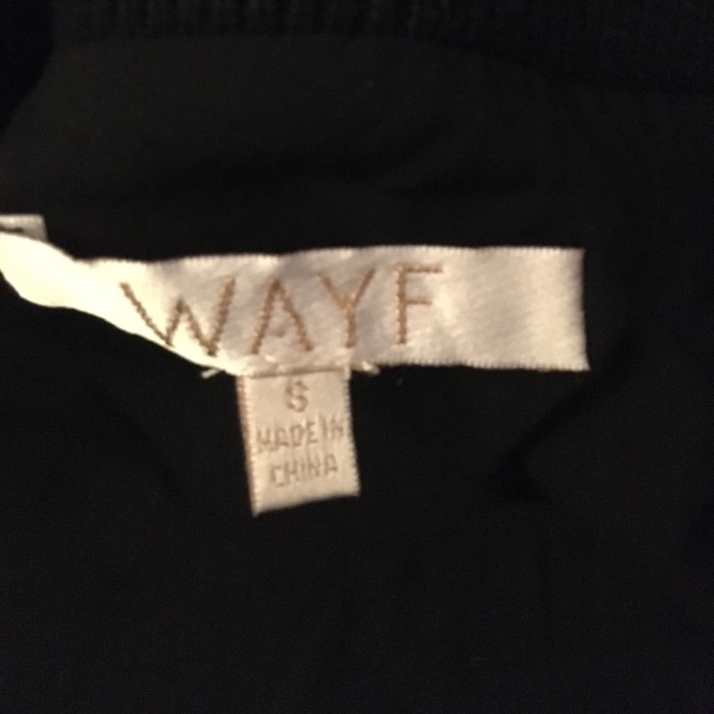 SOLD Adorable Wayf Logan Floral Bomber Jacket - Picture 4 of 7