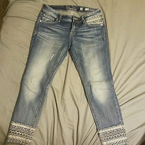 Miss Me Ankle Skinny Jeans - Picture 4 of 8