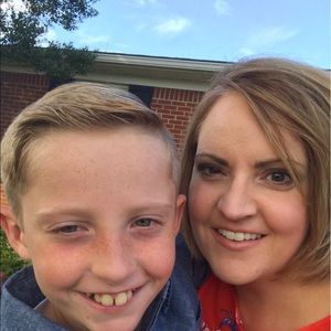 Meet your Posher, Julie