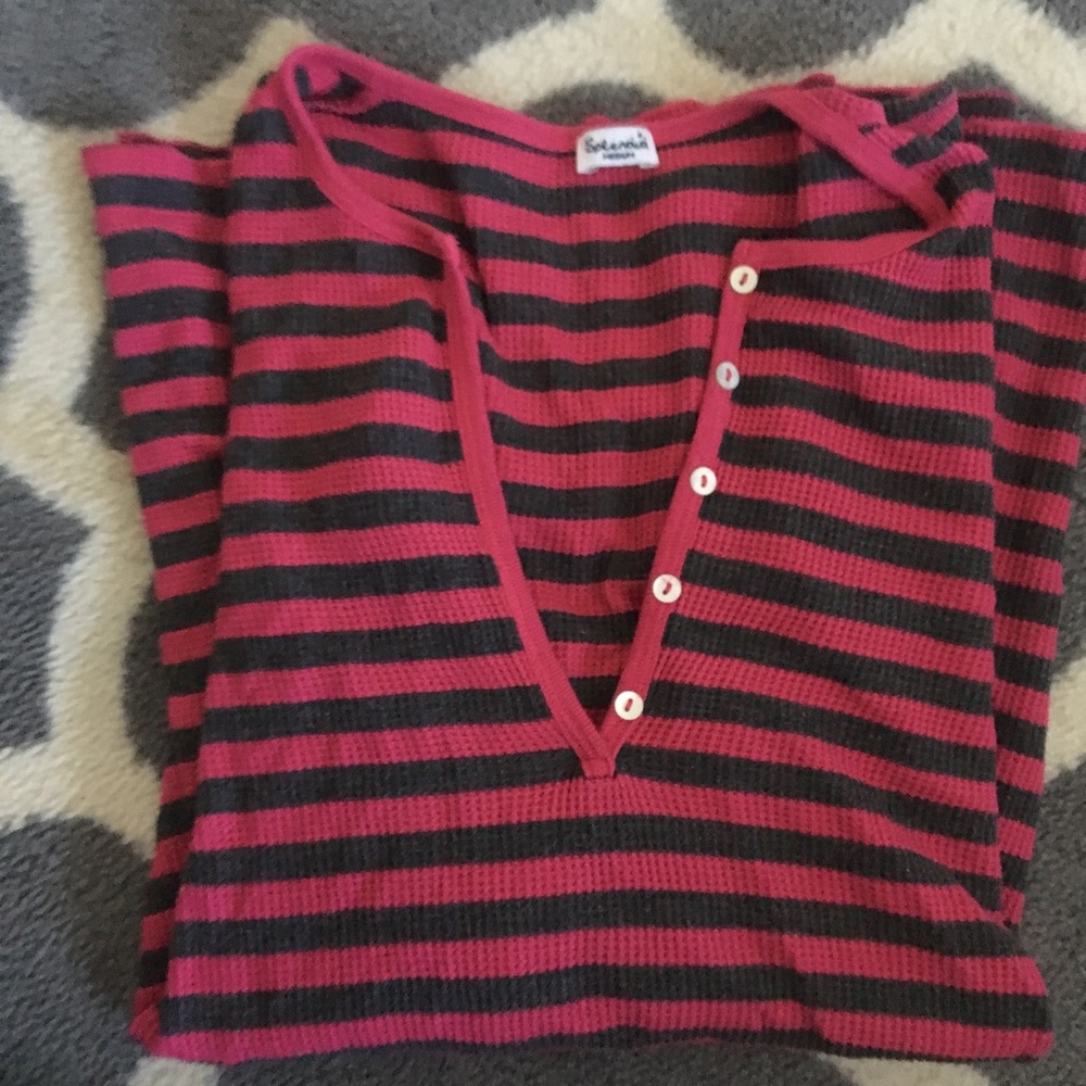 Splendid long sleeve Henley shirt