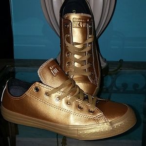 GOLD Unisex Converse