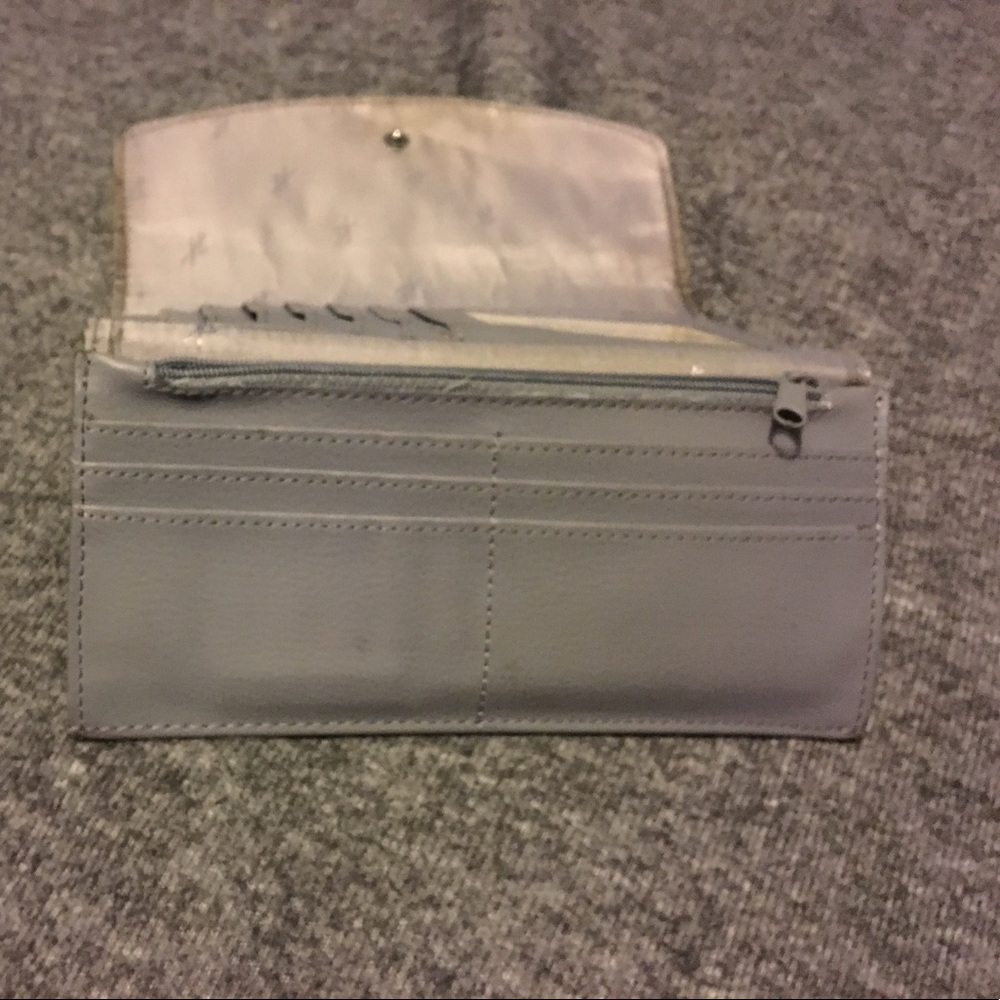 Wallet - Picture 4 of 5