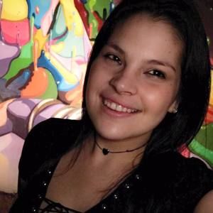 Meet your Posher, Reina