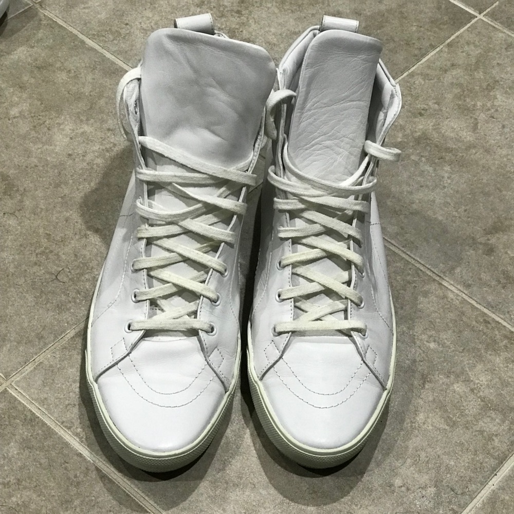 YSL ( Yves Saint Laurent )