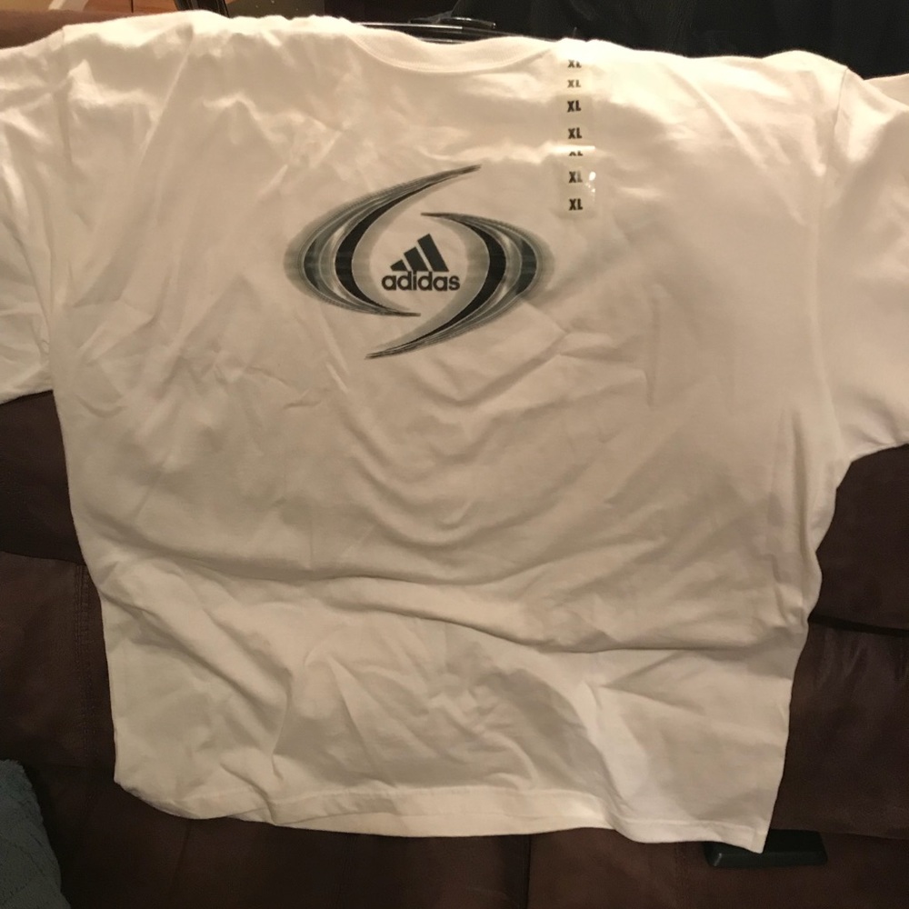 Adidas T-shirt NWT