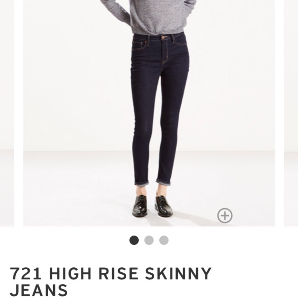 Levi’s high rise skinny jean - dark blue size 28