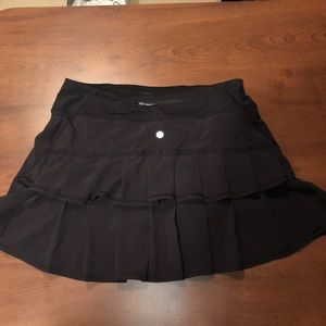 Lululemon Pacesetter Skirt Black Sz 6